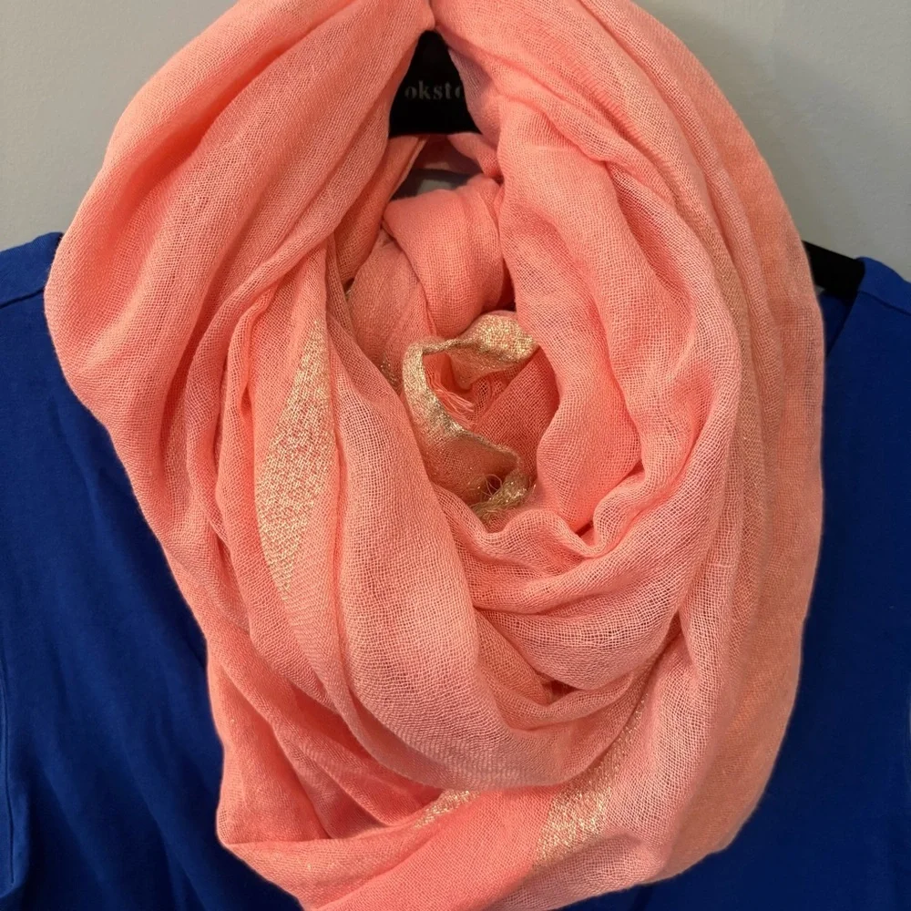 NWT pink scarf with gold detail from New York and company